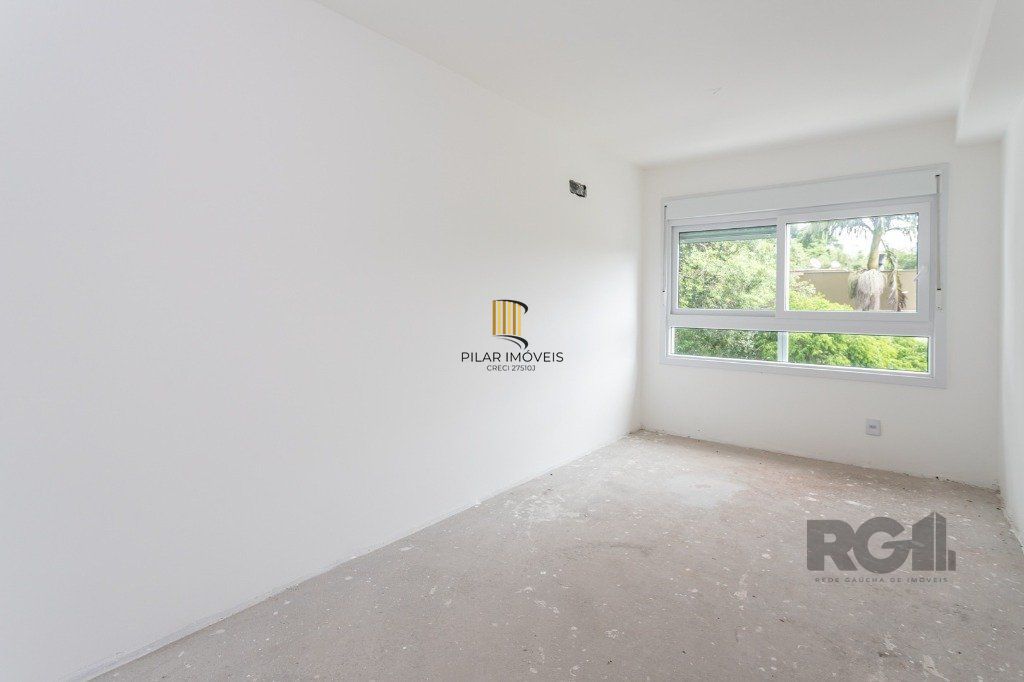 Apartamento de 2 dormitórios e 2 vagas NOVO desocupado