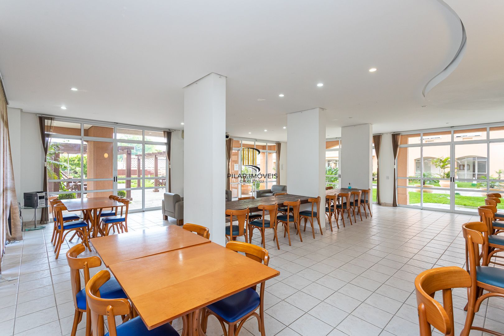 Apartamento de 3 dormitórios vaga e infra