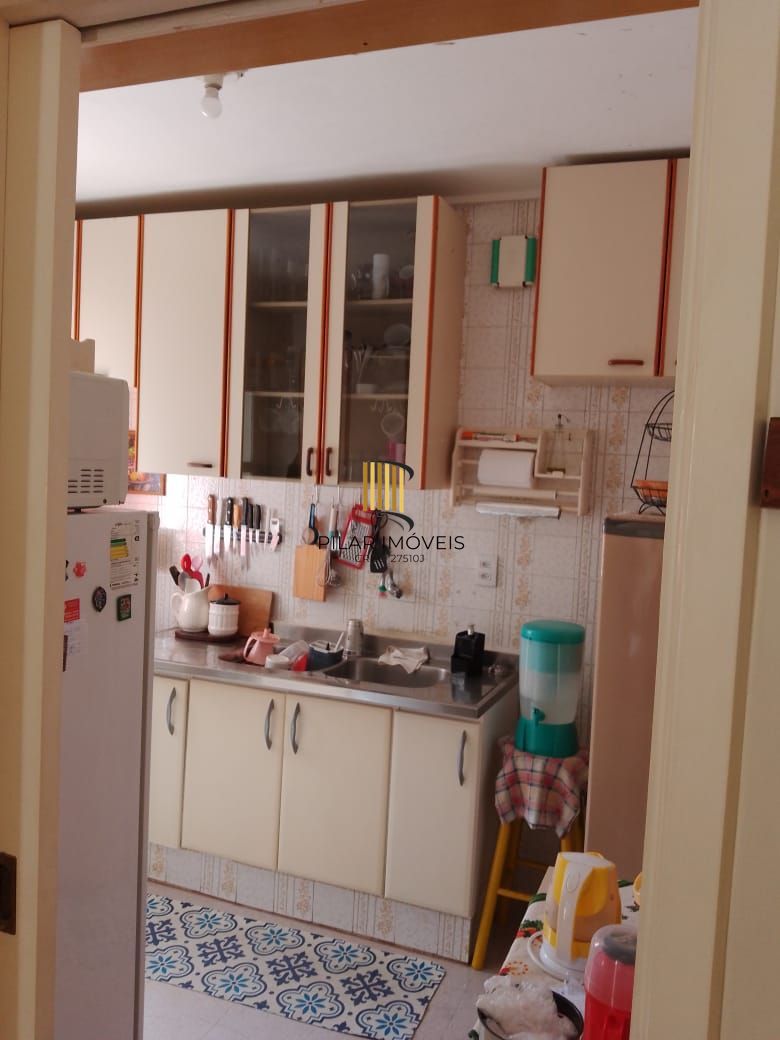 Apartamento no bairro  Rio Branco de 2 dormitórios