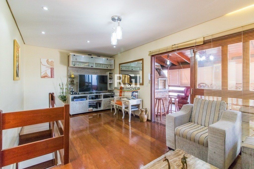 Cobertura para Venda - 170m², 3 dormitórios, 2 vagas - São Sebastião