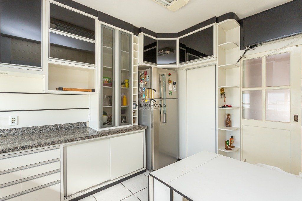 Apartamento Menino Deus de 3 dormitórios e vaga