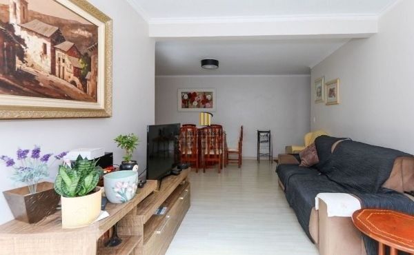 Apartamento de 3 dormitórios e vaga no bairro Vila Ipiranga