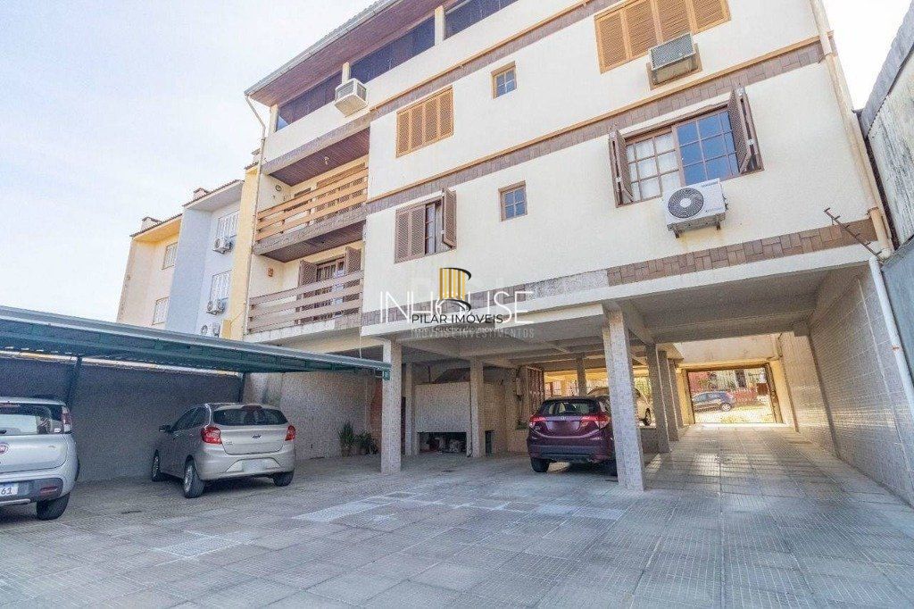 Apartamento 02 dormitórios, com vaga, no bairro Jardim Itu Sabará, em Porto Alegre.