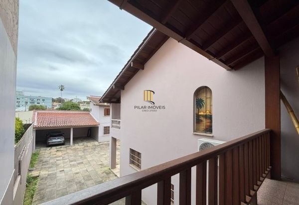 casa sobrado na Medianeira com 4 dormitórios