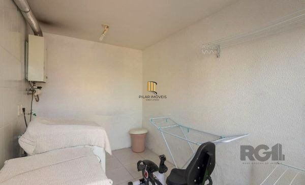 Cobertura no bairro Petrópolis de 2 dormitórios 2 vagas e piscina