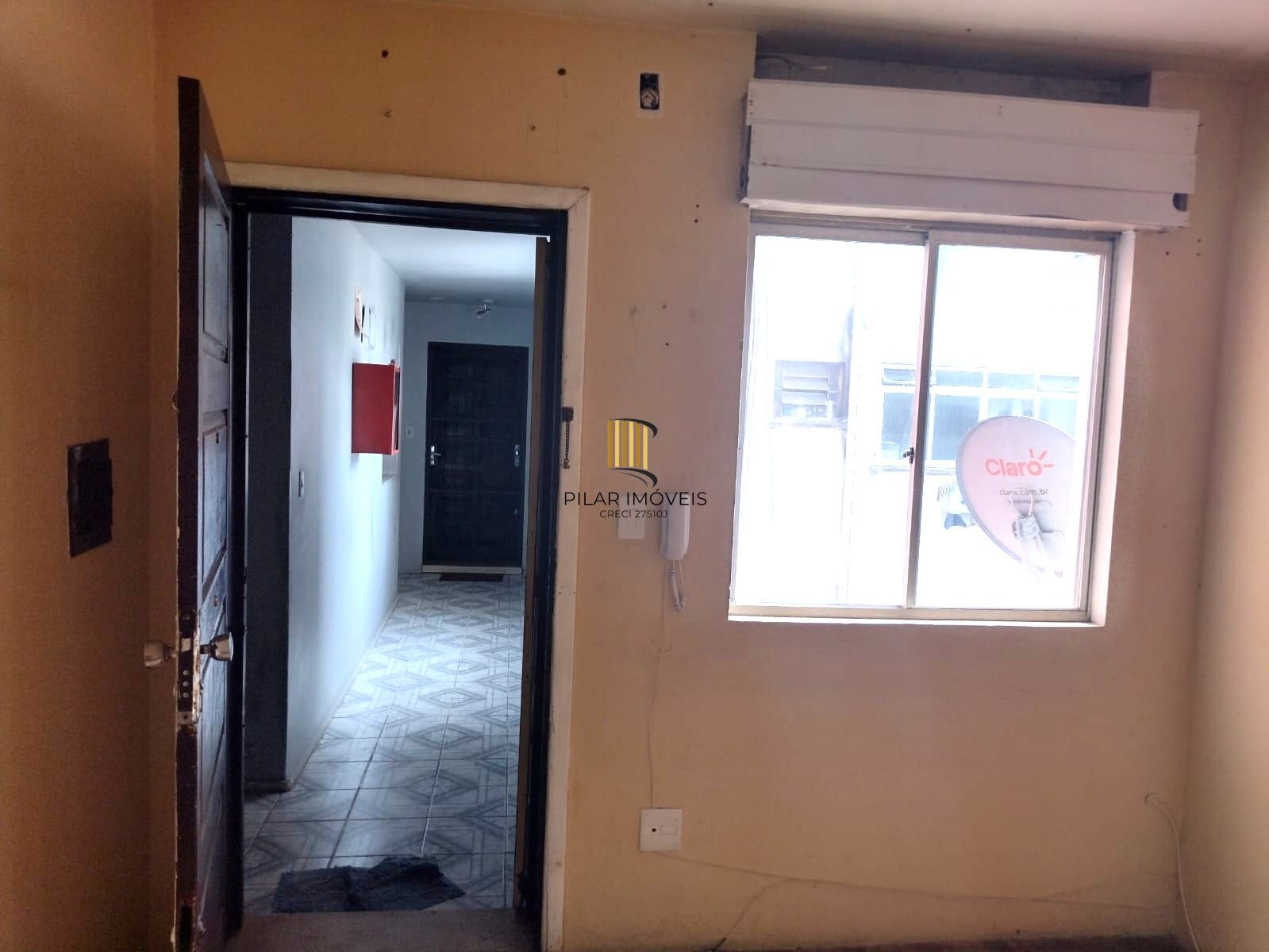 Apartamento de 2 dormitórios e vaga DESOCUPADO