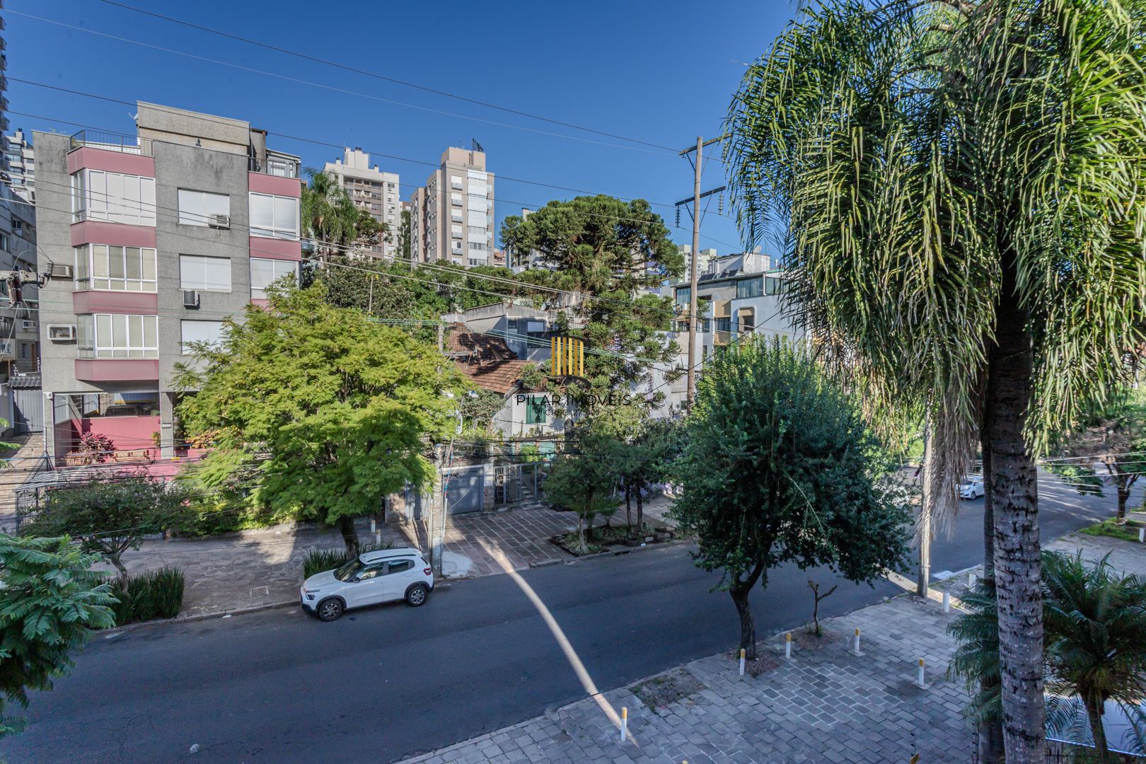 Cobertura duplex no bairro Petrópolis de 3 dormitórios vaga e terraço