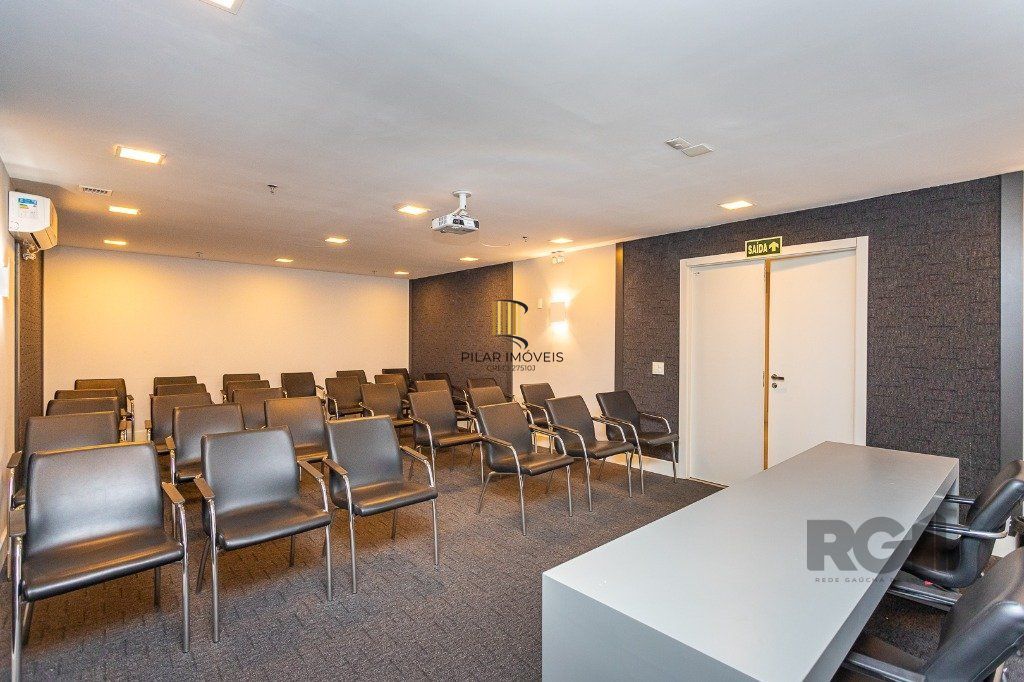 Conjunto / Sala para Venda no DOC OFFICE DESOCUPADA