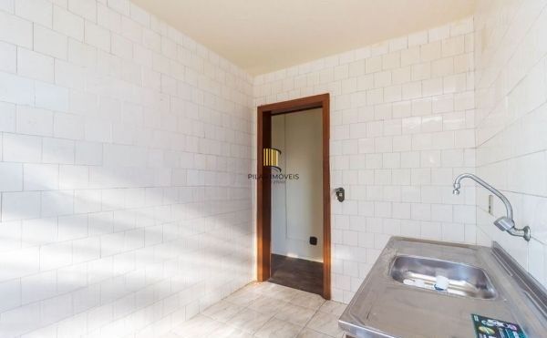 Apartamento no Camaquã de 3 dormitórios