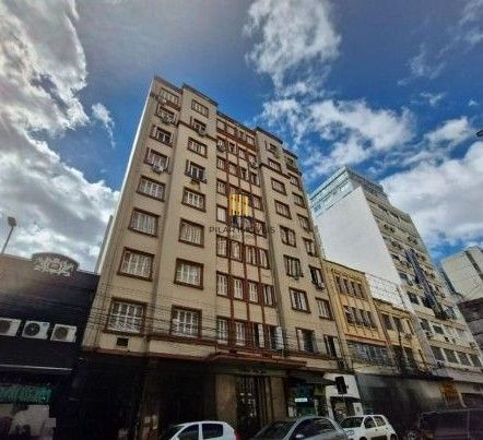 Apartamento no Centro de 3 dormitórios DESOCUPADO