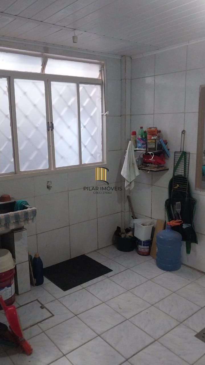 Casa em Condomínio de 2 dormitórios e vaga na Glória