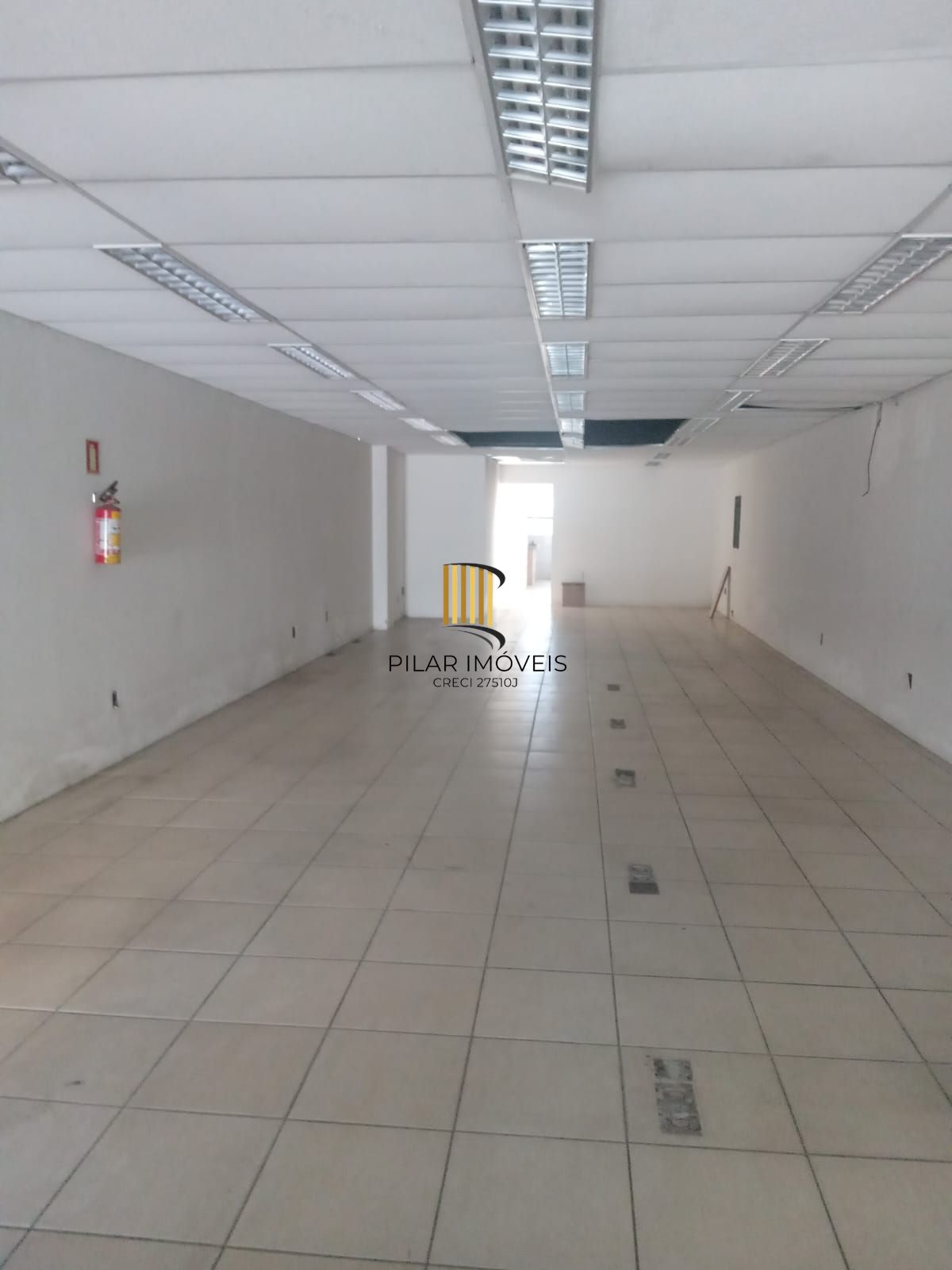 Prédio Comercial a venda Junto ao Hospital de Clinicas - Pilar Imóveis