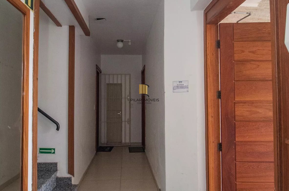 Apartamento de 2 dormitórios e *vaga no bairro Cavalhada