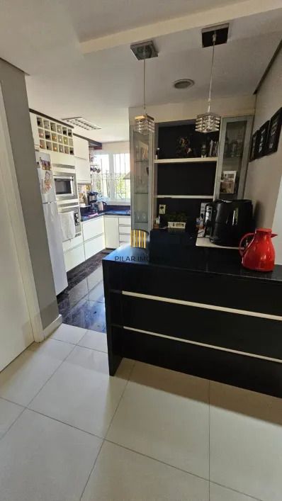 Casa de Condomínio 3 dormitórios no bairro Mário Quintana