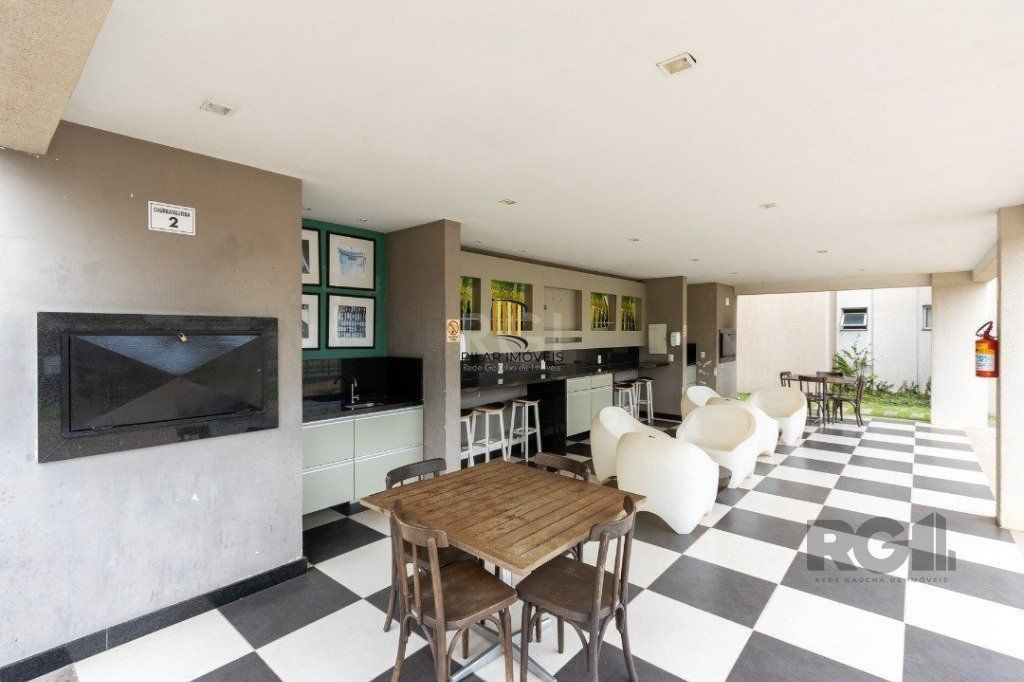 Apartamento no Humaitá de 2 dormitórios, infra e vaga