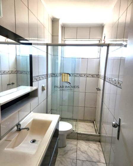 Apartamento no Menino Deus de 2 dormitórios DESOCUPADO