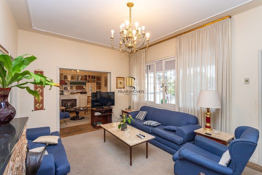 Casa no bairro Petrópolis de 3 dormitórios