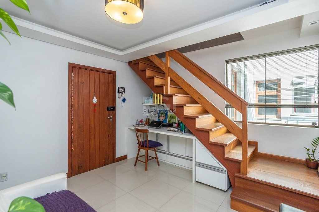 Cobertura de 2 dormitórios 1 vaga e terraço - Auxiliadora