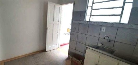 Apartamento no bairro Teresópolis de 1 dormitório térreo com pátio