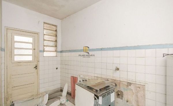 Apartamento de 2 dormitórios bairro São João DESOCUPADO