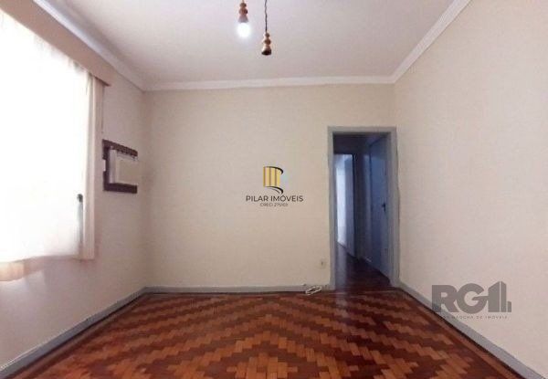 Apartamento no Bom Fim de 2 dormitórios desocupado