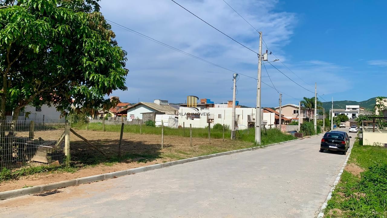 EXCELENTE TERRENO GAROPABA SC. ÓTIMO LOCAL PARA MORAR OU INVESTIR.