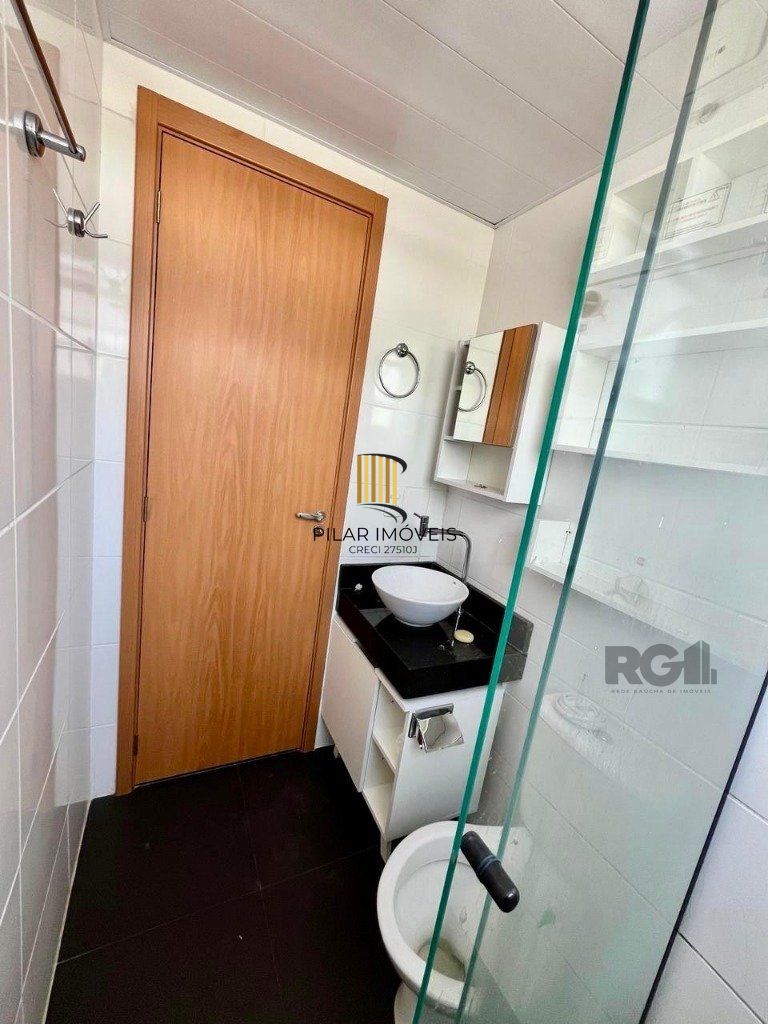 Apartamento 2 dormitórios no bairro Cecília