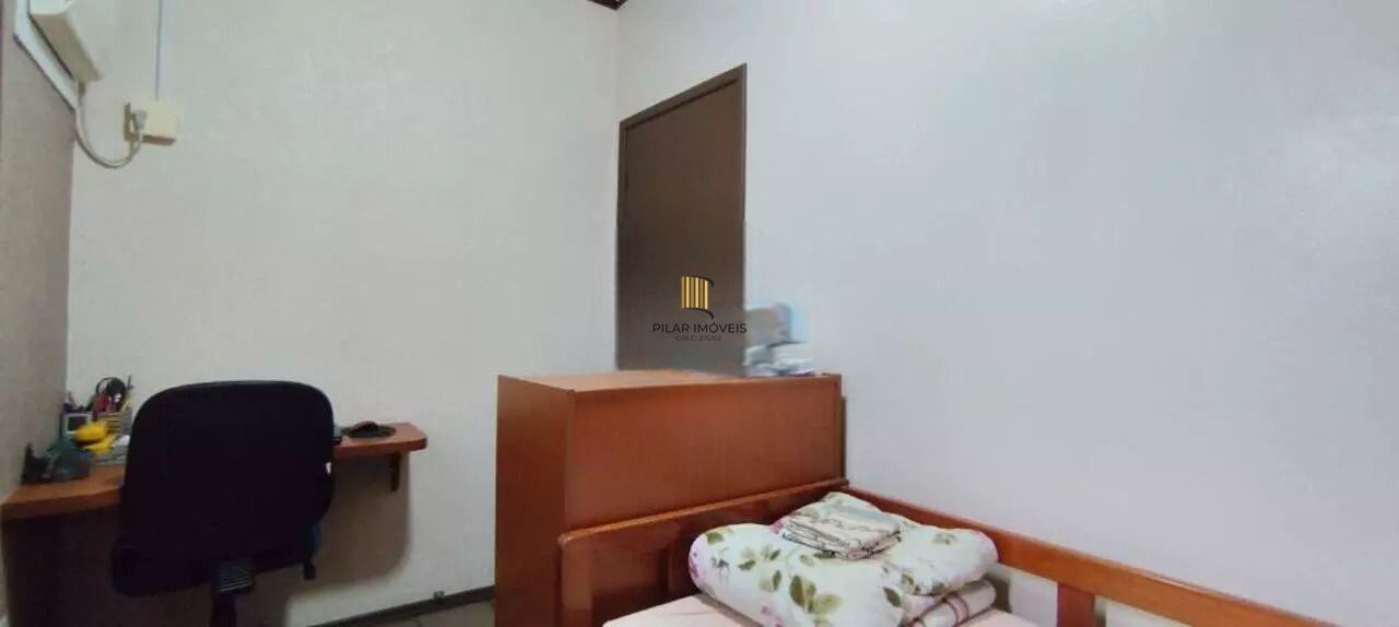 Casa 3 dormitórios no bairro Sumaré