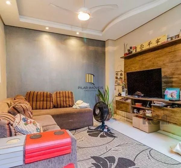 Casa sobrado no Partenon de 4 dormitórios e 2 vagas