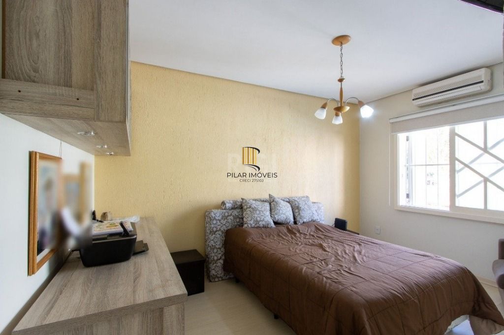 Casa 3 dormitórios no bairro Cristal