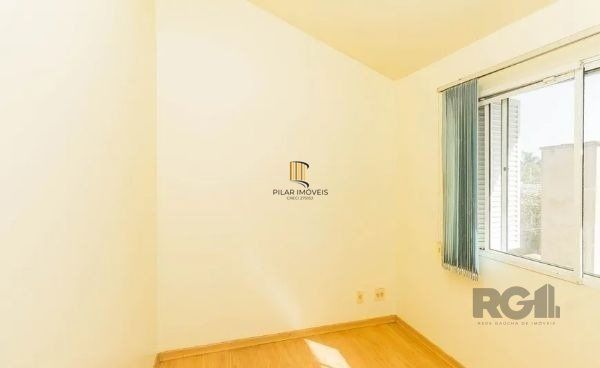 Casa condomínio no Humaitá de 3 dormitórios e vaga DESOCUPADA