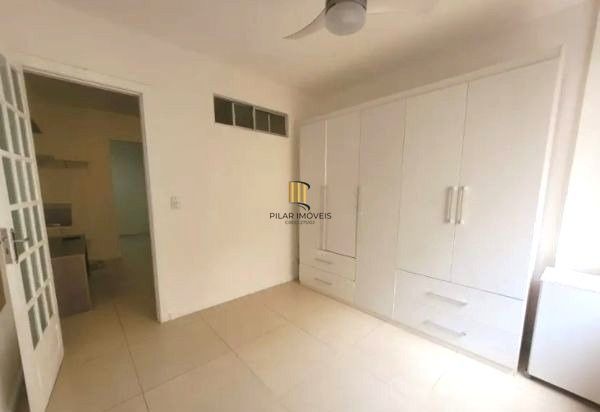 Apartamento no Centro de 1 dormitório desocupado