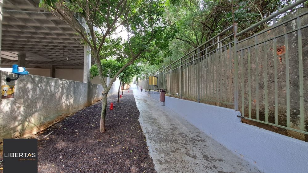 Apartamento de 2 dormitórios, vaga e infra no Jardim Itú