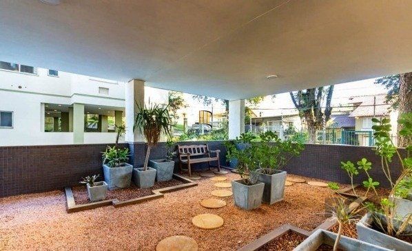 Apartamento no Partenon de 1 dormitório e vaga
