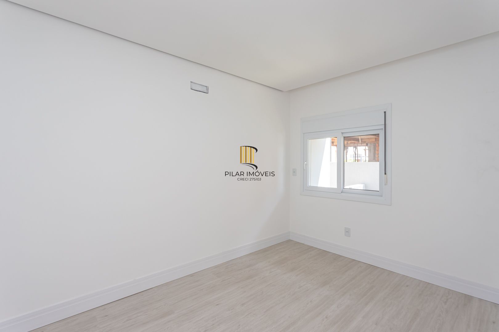 Casa de Condomínio 4 dormitórios no bairro Vila Nova