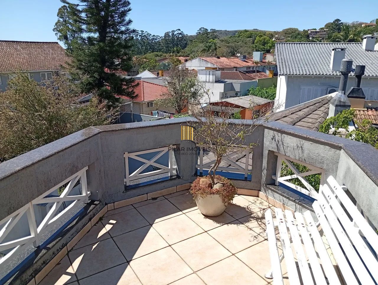 Casa 4 dormitórios no bairro Ipanema