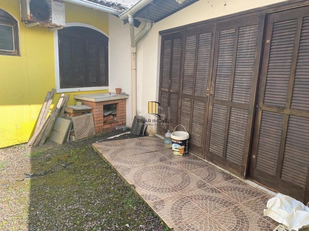 Casa para Venda - 179m², 4 dormitórios, sendo 1 suites, 3 vagas - Centro