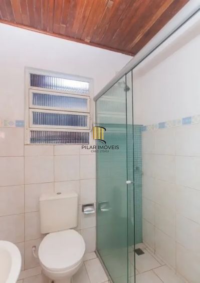 Casa no bairro Jardim Botânico de 4 dormitórios e 3 vagas