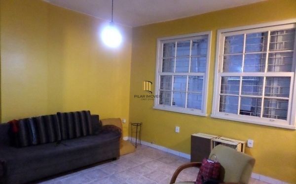 Apartamento no Centro de 1 dormitório desocupado