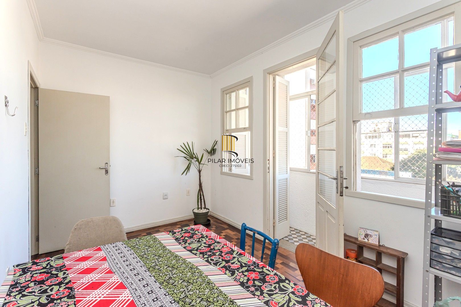 Apartamento no bairro Petrópolis de 3 dormitórios REFORMADO