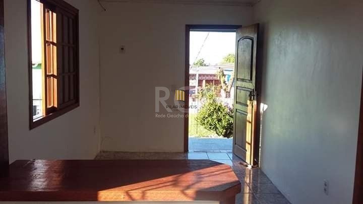 Casa para Venda - 68m², 2 dormitórios, 1 vaga - Belém Novo
