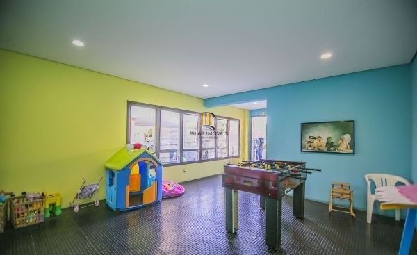 Apartamento no Cristal de 3 dormitórios , 2 vagas e infra