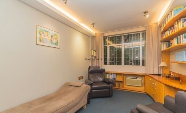 Sala comercial no bairro Petrópolis mobiliada