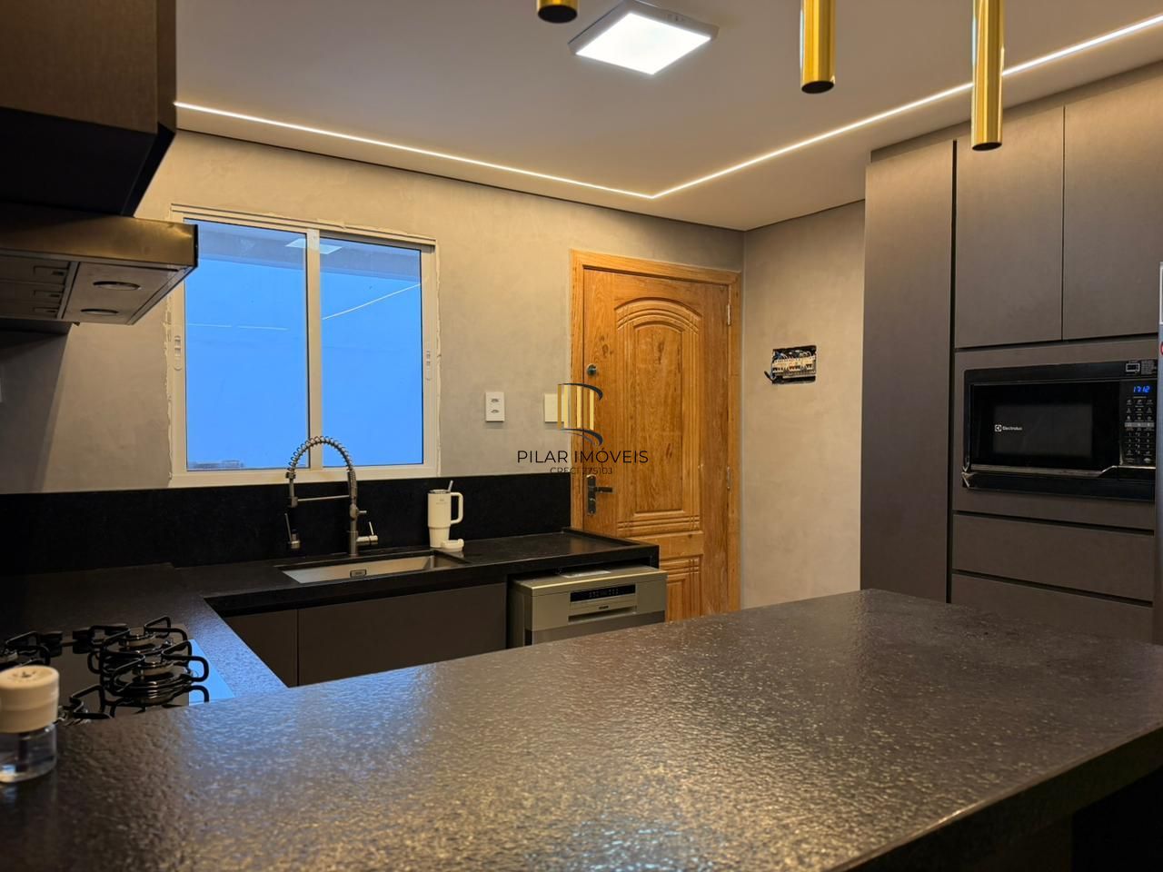 Casa 3 dormitórios no bairro Jardim Carvalho