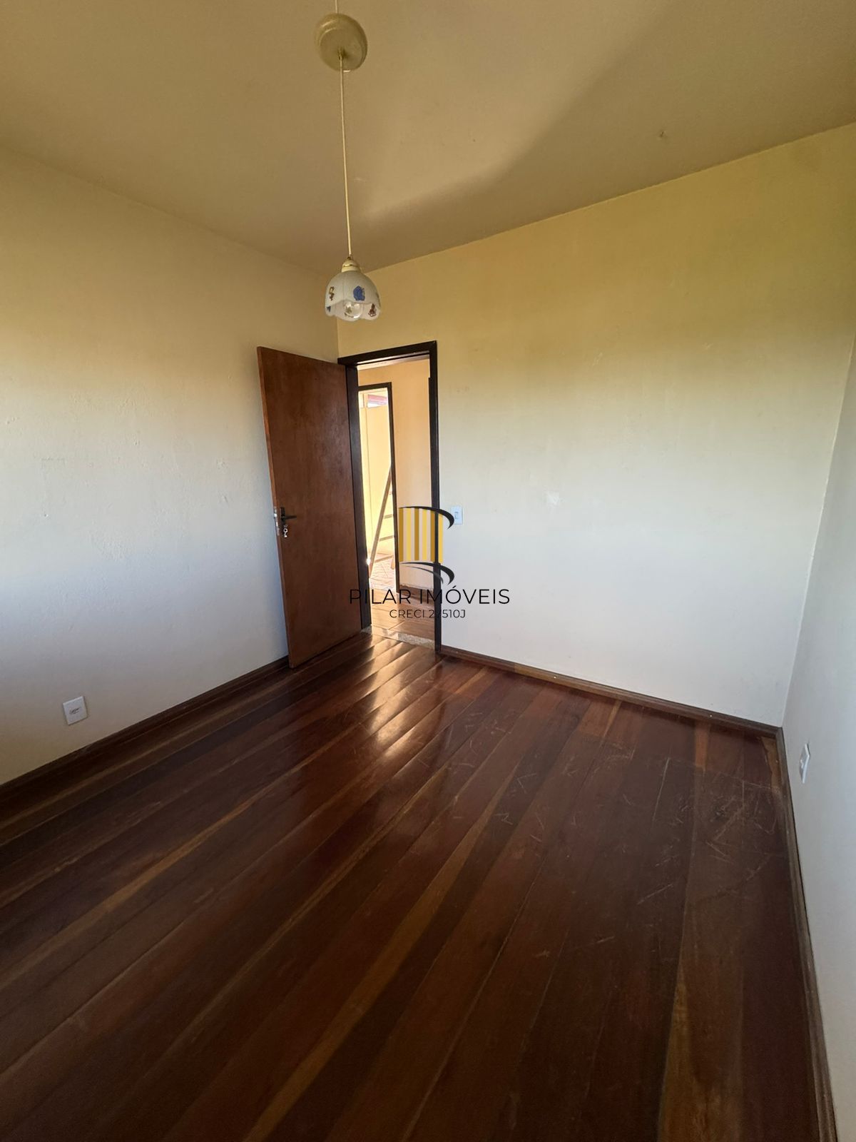 Casa 4 dorms à venda Avenida Manoel Elias, Porto Alegre.