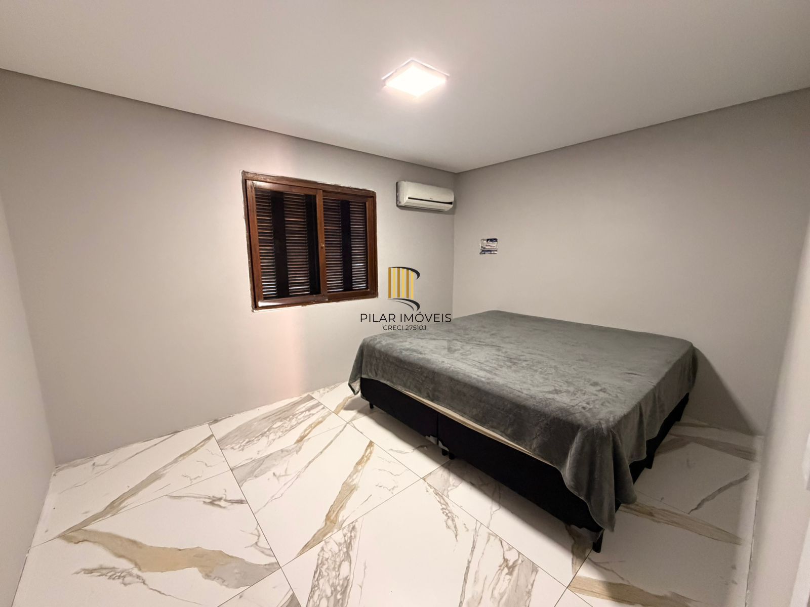 Casa 3 dormitórios no bairro Jardim Carvalho