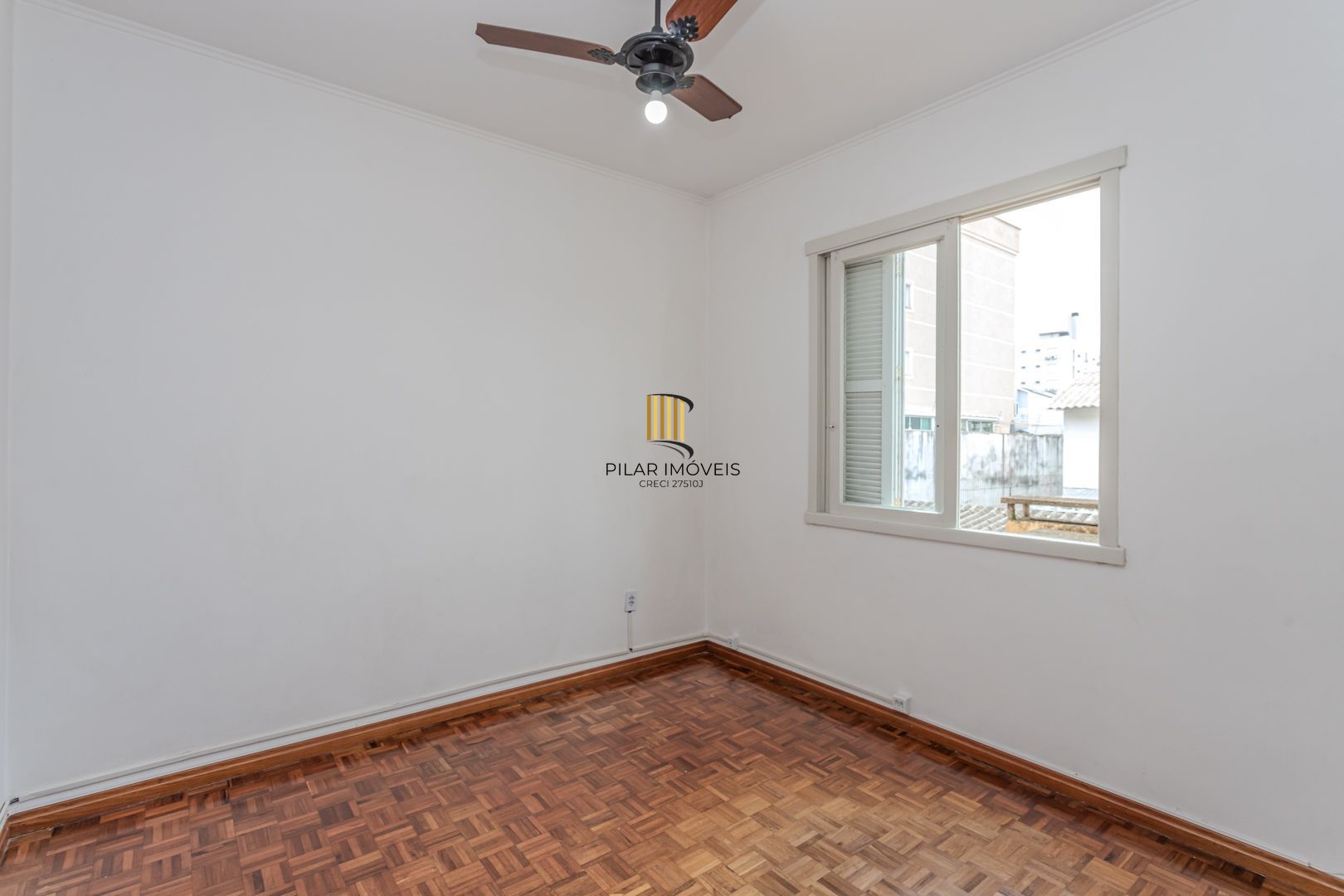 Apartamento no Jardim Lindóia de 2 dormitórios DESOCUPADO