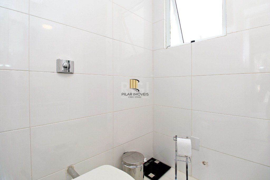 Apartamento de 3 dormitórios e vaga no bairro Petrópolis