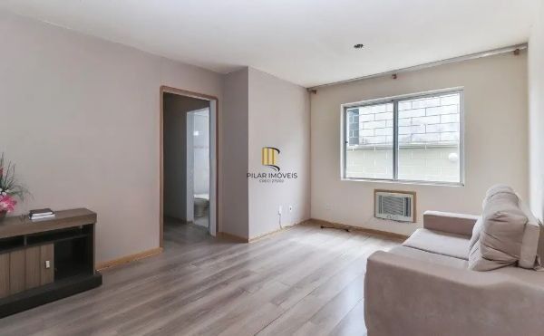 Apartamento na Medianeira de 3 dormitórios e vaga