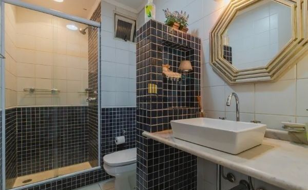Apartamento no bairro Santa Tereza de 3 dormitórios e infra